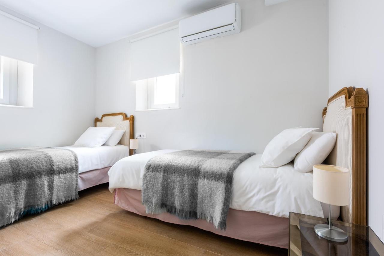 Plaza Espana, Acogedor Apartamento Con Patio Siviglia Esterno foto